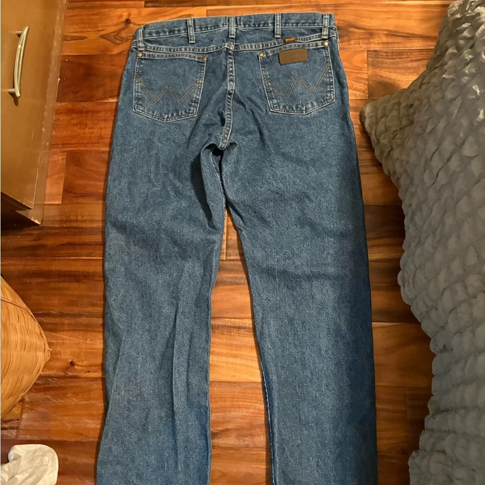 Wrangler Men’s Regular Fit Jeans 34 Dark Wash •‎ Classic Straight Leg (0342)